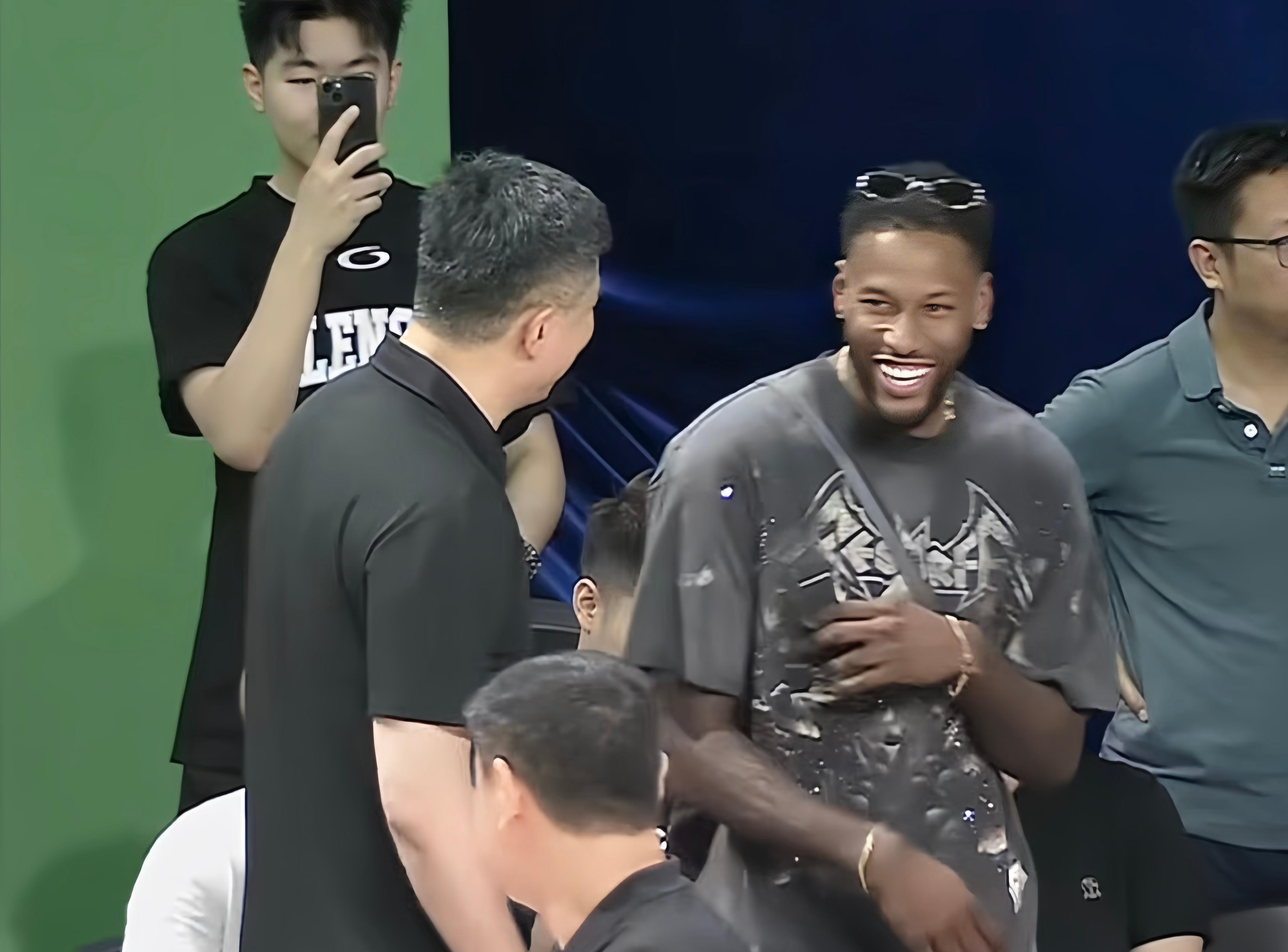 金年会下载-包含CBA常规赛倒计时，奥兰多魔术今晚调整名单，细节引发关注，球迷炸锅，团队化学反应显著的词条