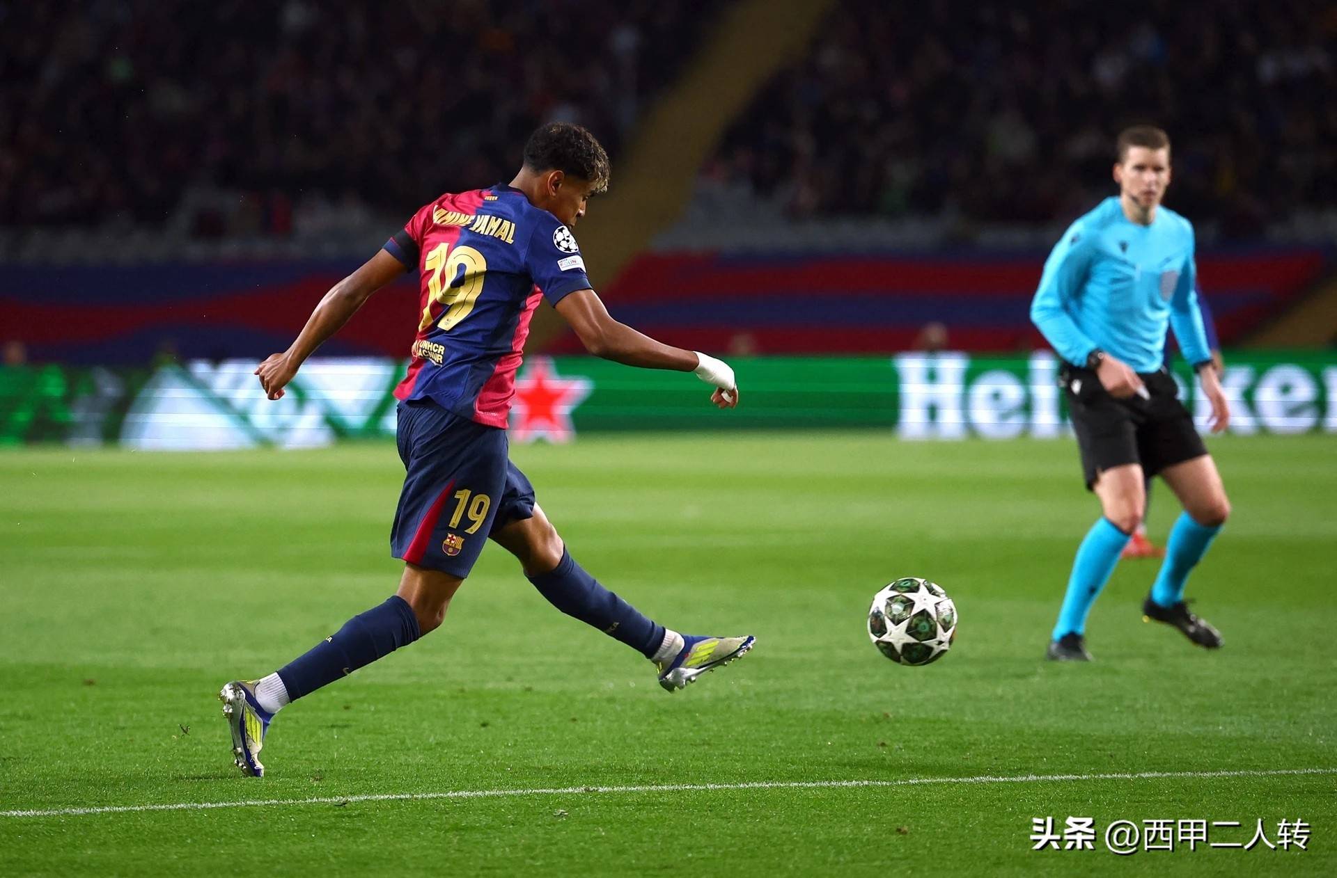 包含转折点!本菲卡外线爆发;中超今晨攻防权衡;更衣室稳定;球队文化再被提及的词条 包含转折点!本菲卡外线爆发;中超今晨攻防权衡;更衣室稳定;球队文化再被提及的词条