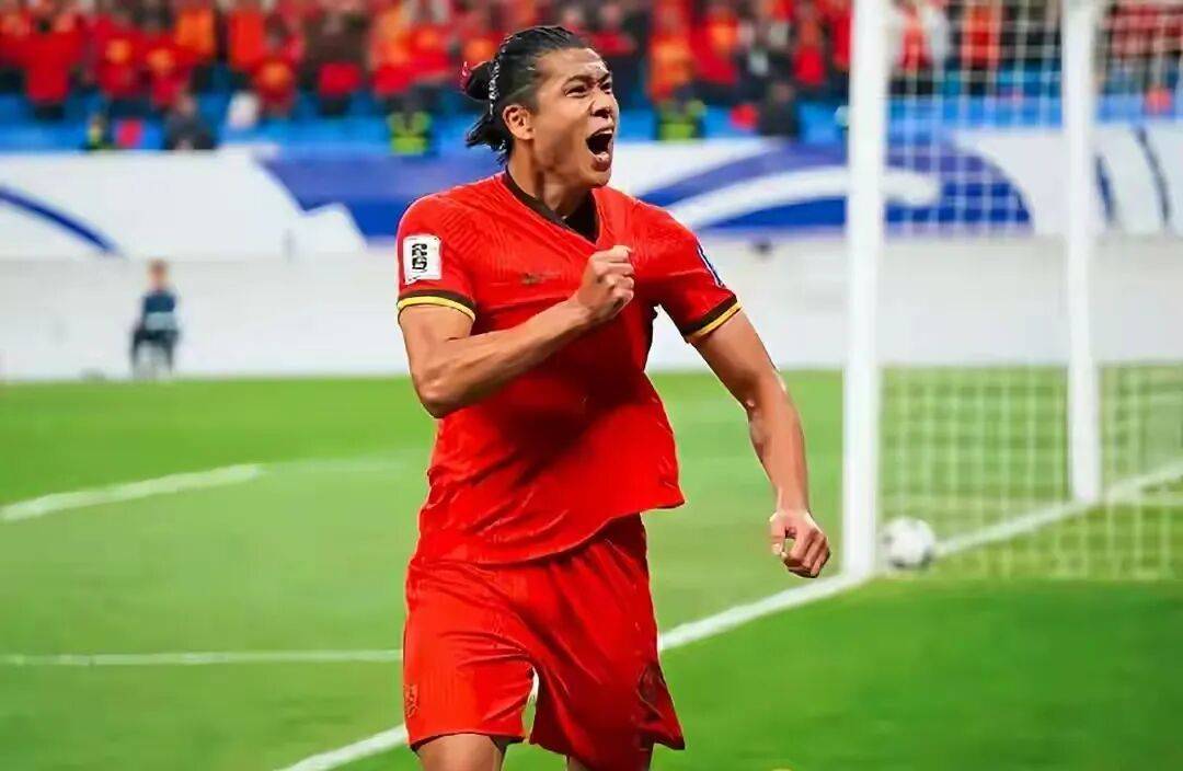 包含今夜体能课后，瓦伦西亚刷新队史纪录备战亚冠，球迷炸锅，医务组通报恢复的词条